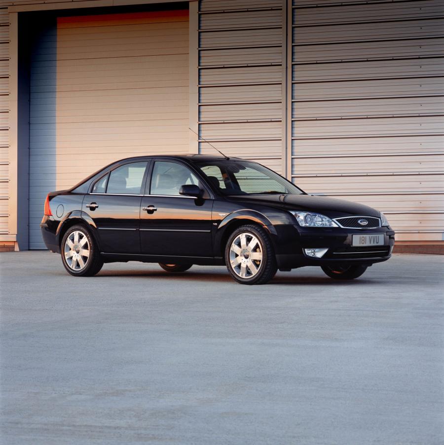  Ford Mondeo 2003 года  (фото 37 из 52)